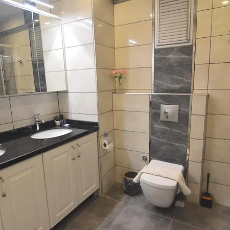 Charming Getaway In The Heart Of Beyolu איסטמבול
